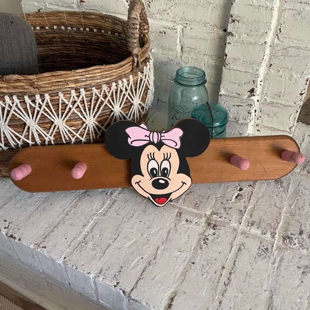 Vintage handmade Minnie Mouse disney wall hanger